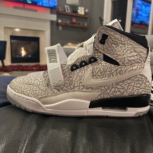 Jordan Legacy 312 Flip